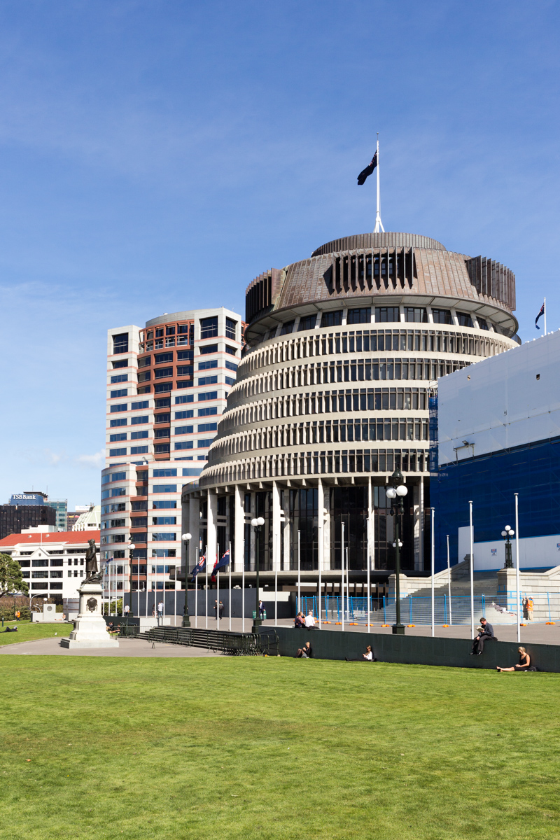 Beehive - das Parlamentsgebäude in Wellington